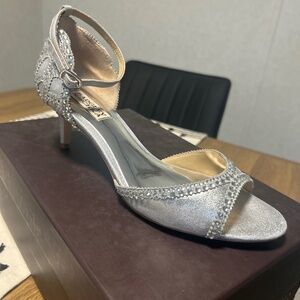 Badgley Mischka Dress Sandal